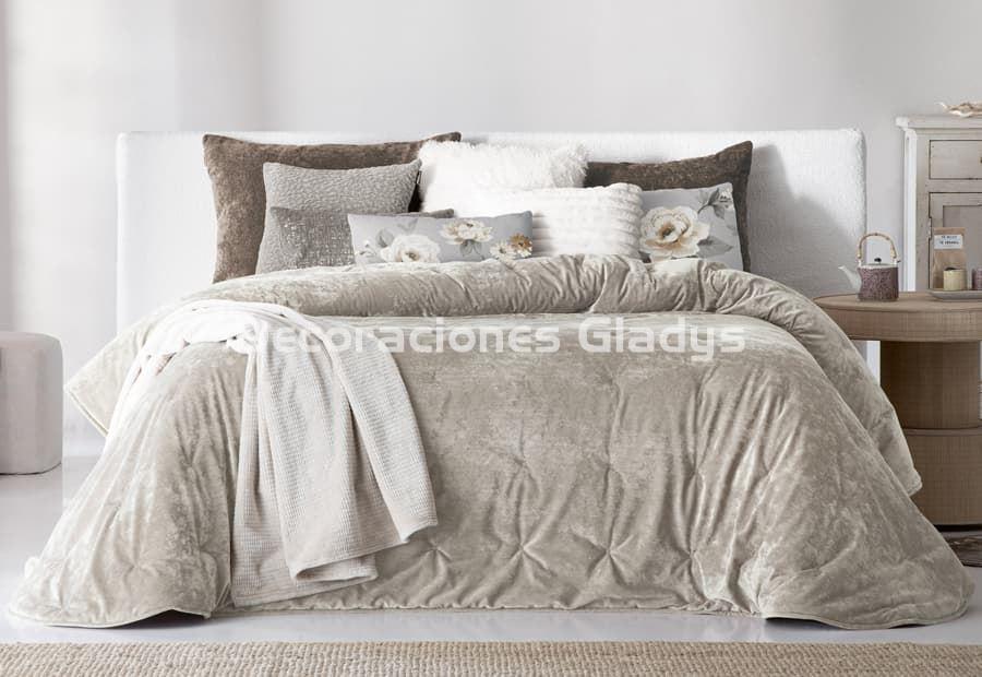 BOUTI TERCIOPELO MIRABELA TAUPE - Imagen 1