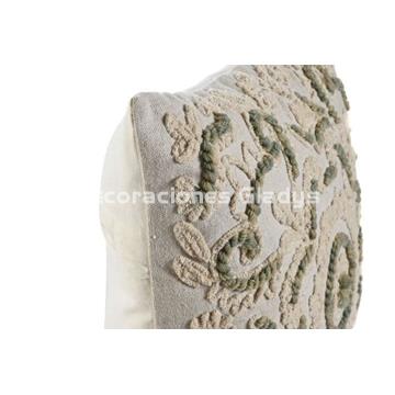 COJIN  BORDADO A MANO - Imagen 2