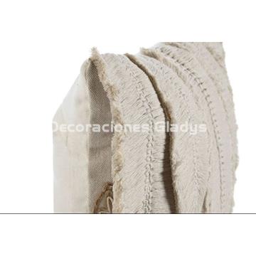 COJIN  BORDADO A MANO - Imagen 2