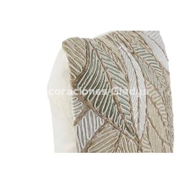 COJIN  BORDADO A MANO - Imagen 2