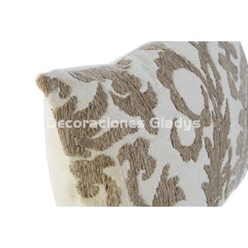 COJIN  BORDADO A MANO - Imagen 2