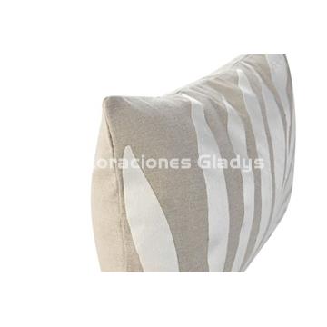 COJIN CON APLICACIONES - Imagen 2