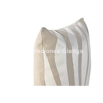 COJIN CON APLICACIONES - Imagen 2