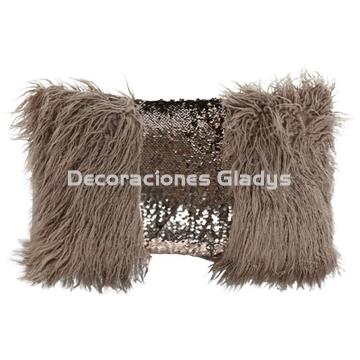 COJIN POLIESTER LENTEJUELAS - Imagen 1