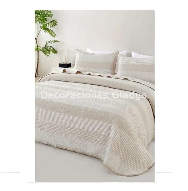 COLCHA BOUTI CLOE BEIGE - Imagen 1