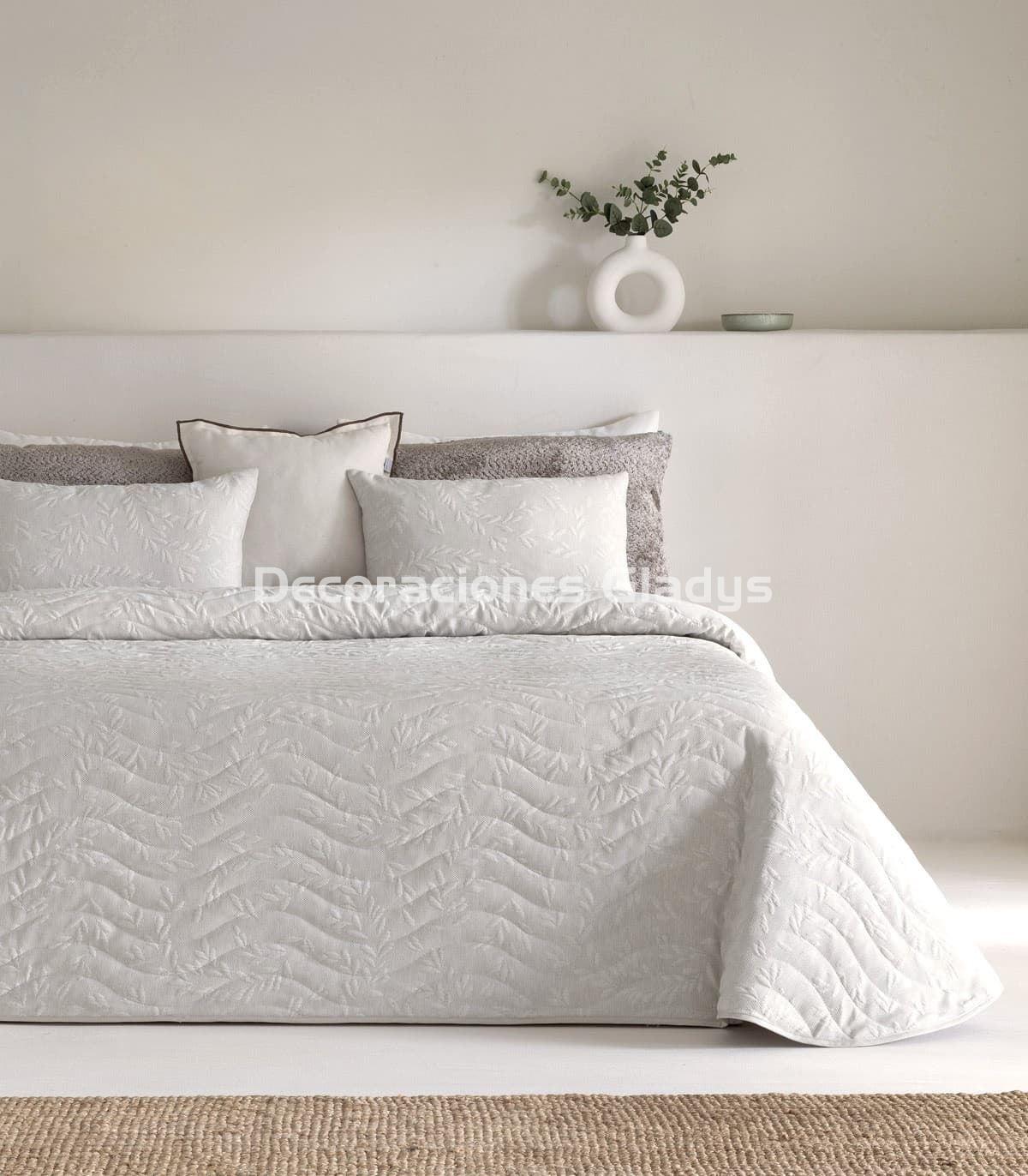 COLCHA JACQUARD CALI BEIGE - Imagen 1
