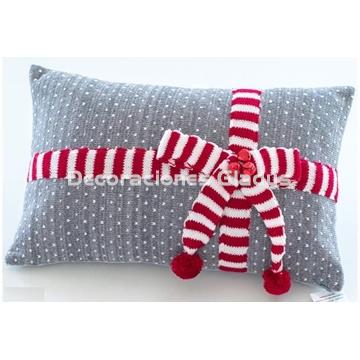 FUNDA COJIN REGALO NAVIDEÑO - Imagen 1