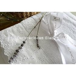 JUEGO TOALLAS PUNTILLA 215 - Imagen 1