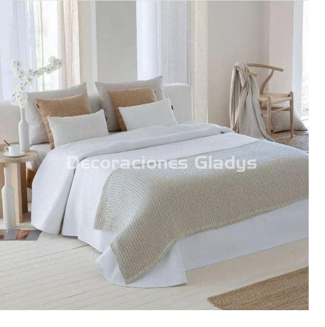 PIE DE CAMA LISBOA - Imagen 3