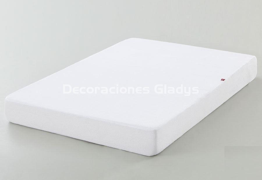 Protector de colchón, Cubre colchón de Rizo Suave, Impermeable, antiácaros  150x190/200 - Cama 150 (Todas Las Medidas) : : Hogar y cocina